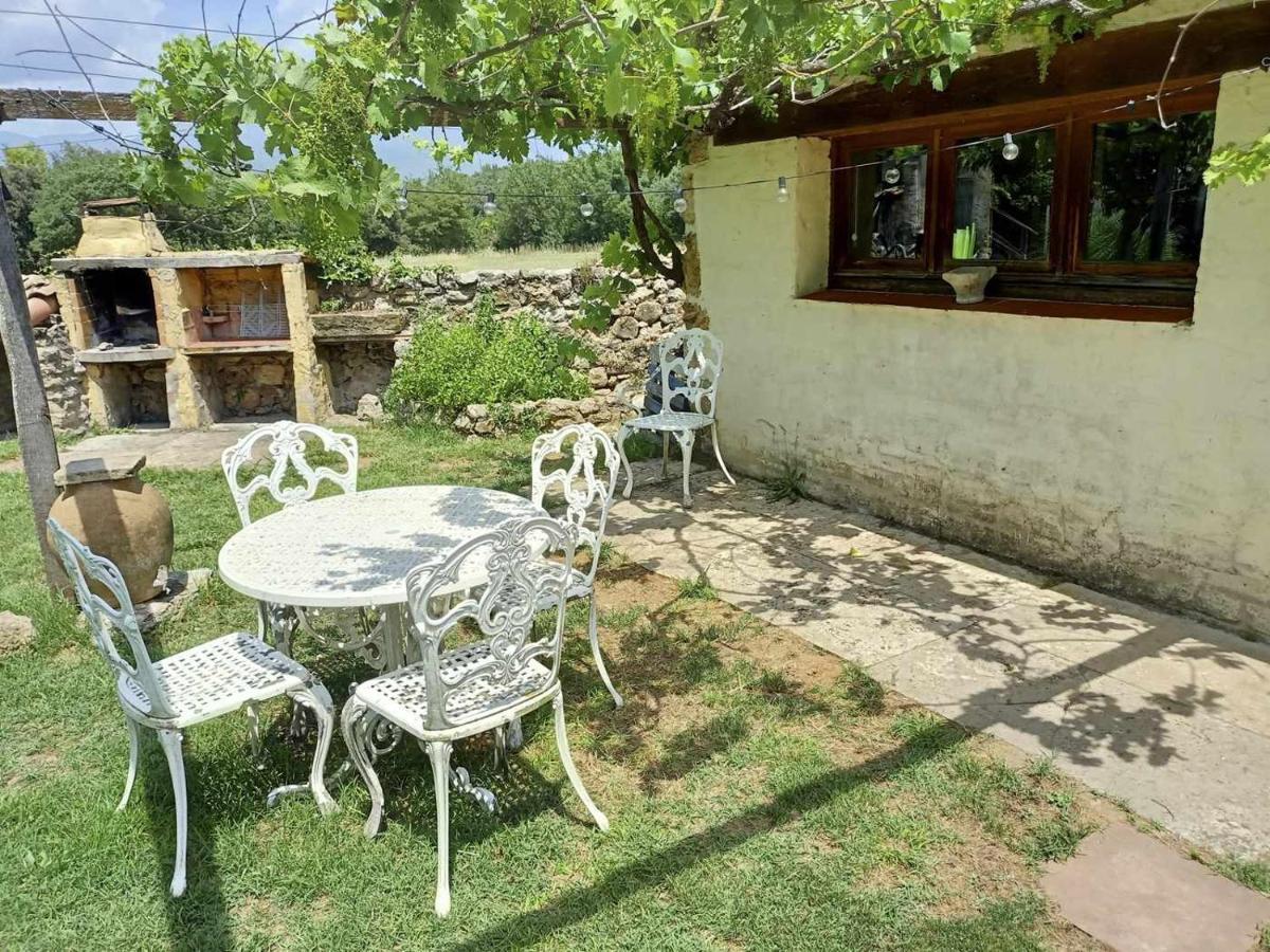 La casita de la Rectoría de Dosquers Vila Maia de Montcal Exterior foto
